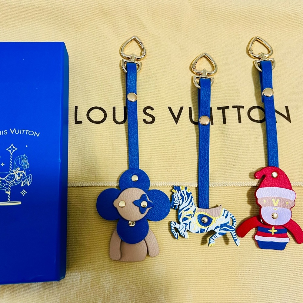 Louis Vuitton VIP Novelty Holiday Vivienne Santa Zebra Bag Charm Limited Edition